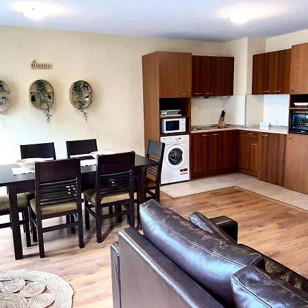 Private At Comfort Apartment